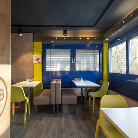 Essen-nord Otel 2*